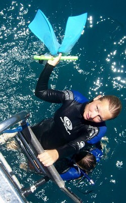 snorkeling swimsuit flippers